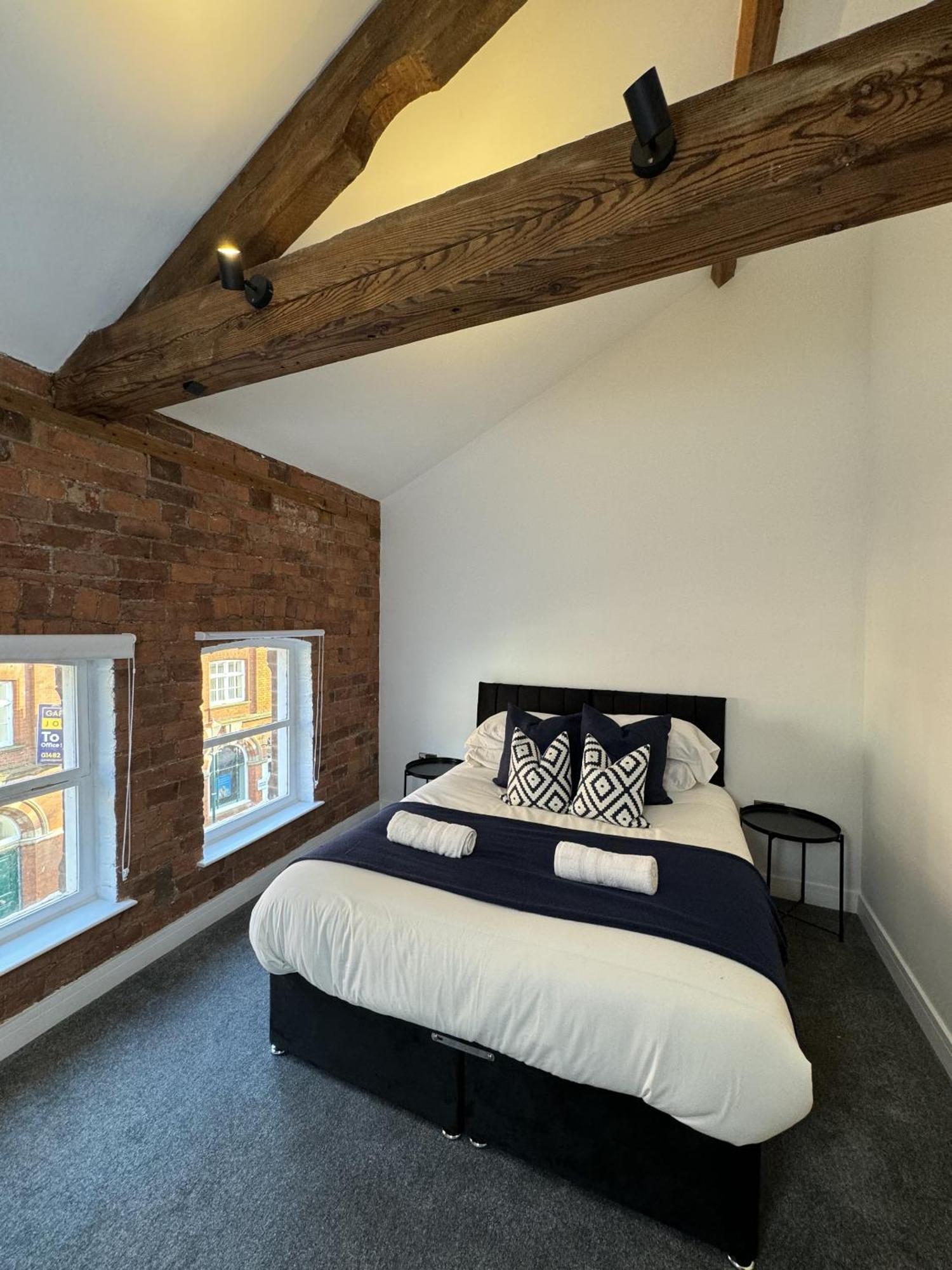 Hull Apartment