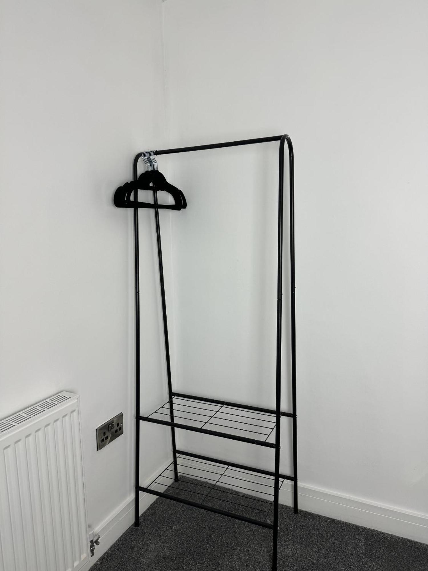 Hull Apartment